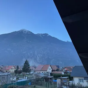 Au Pied De La Vallee Appartement