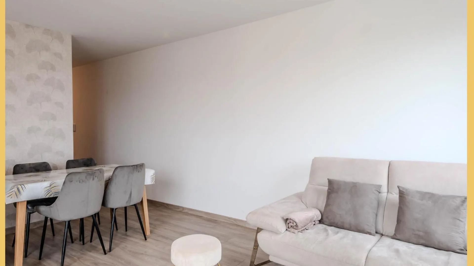 Appart T3 Moderne Ambilly Apartment 0*,