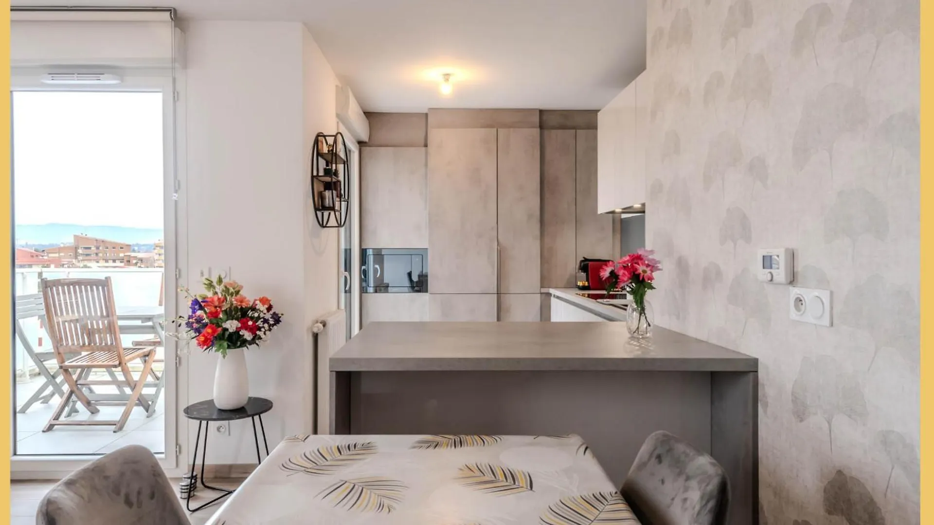 Appart T3 Moderne Ambilly Apartment 0*,  France